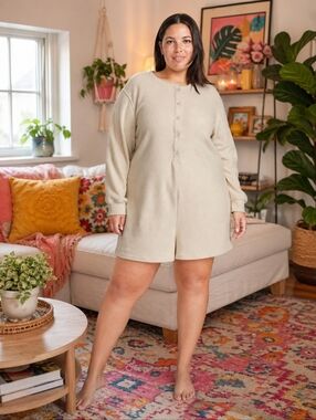 Old Navy *NWT Fleece Henley  Pajama Romper - Size 3x with 3.5-inch inseam